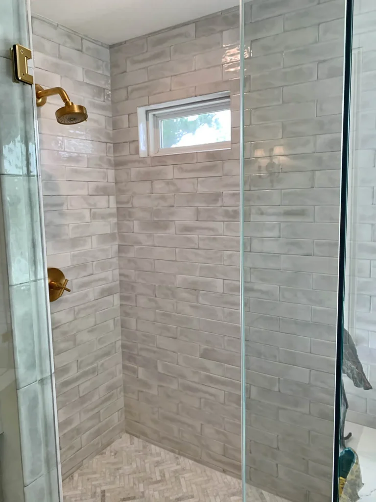 bathroom gallery 106 | Color Interiors Design Center