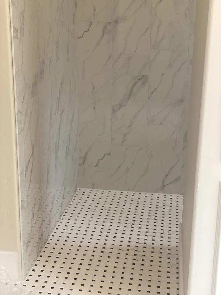 bathroom gallery 32 | Color Interiors Design Center