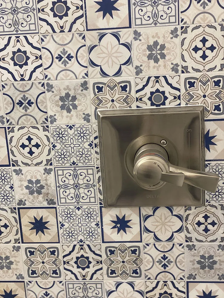 bathroom gallery 40 | Color Interiors Design Center