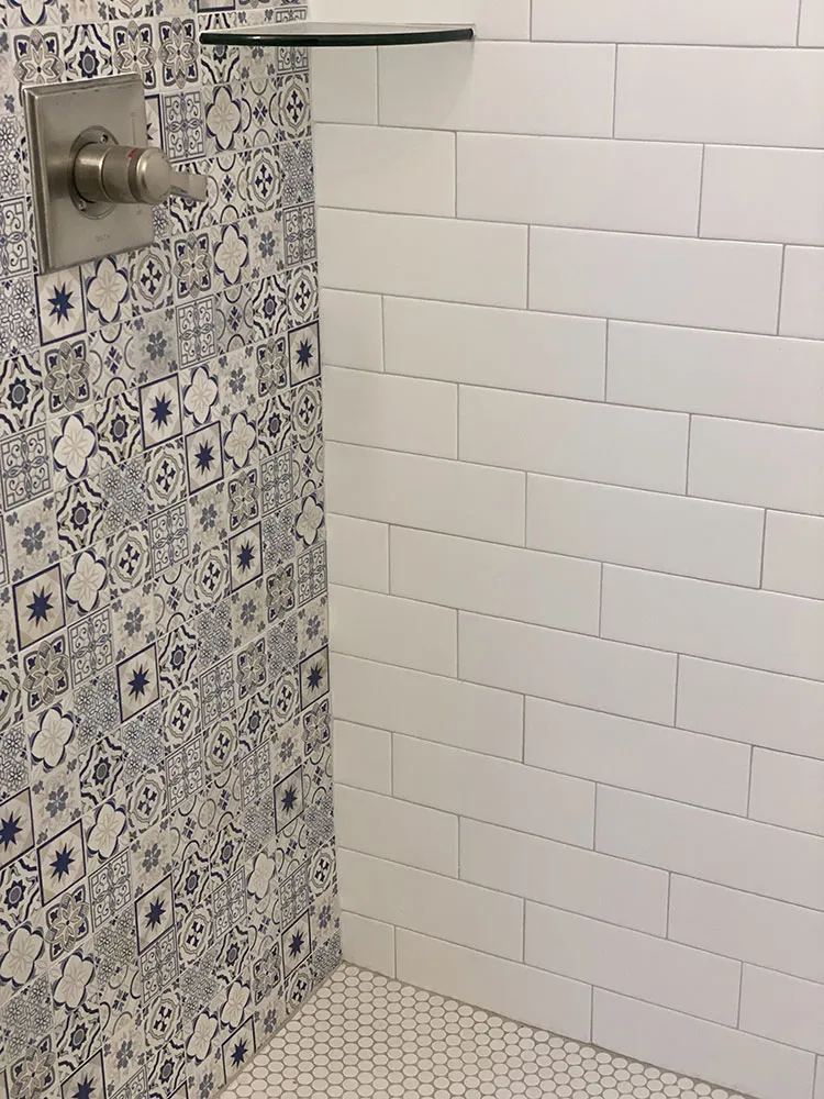 bathroom gallery 43 | Color Interiors Design Center