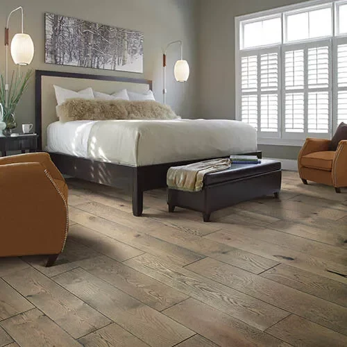 Bedroom Hardwood Flooring | Color Interiors